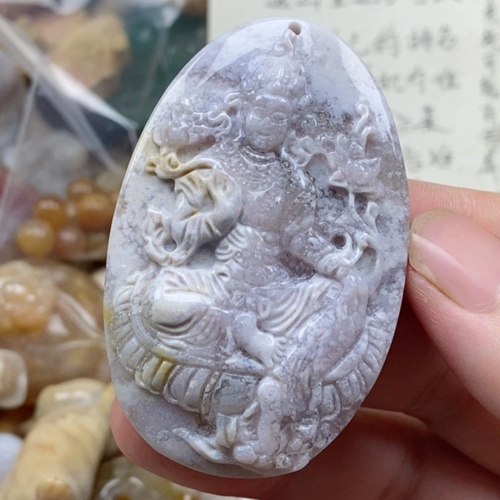 硅化珊瑚（珊瑚玉）未镶嵌颈饰