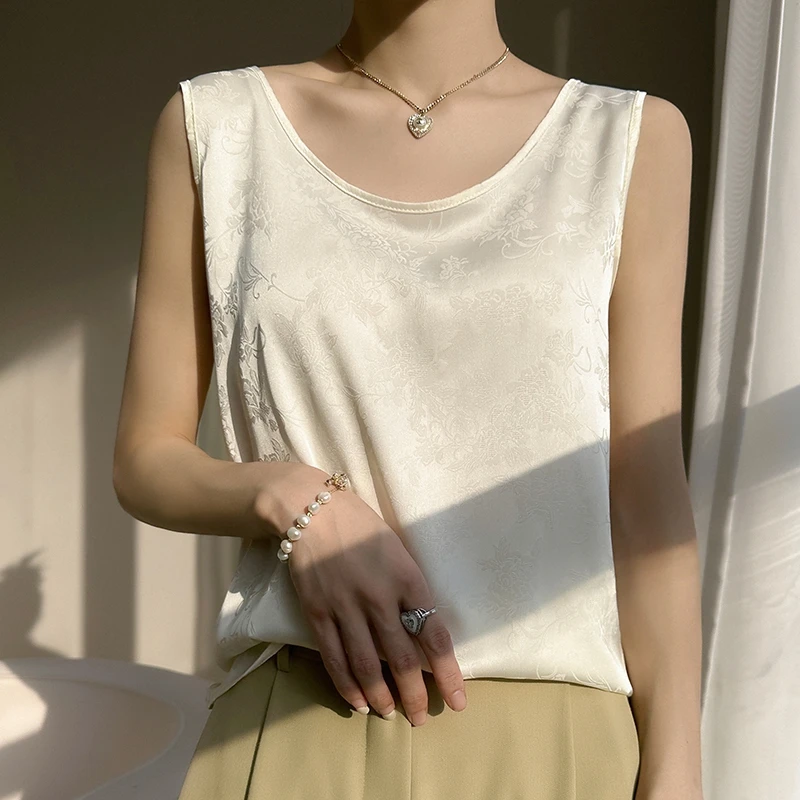 真绸缎吊带背心女士西装内搭纵享丝滑刺绣圆领无袖打底衫夏季上衣