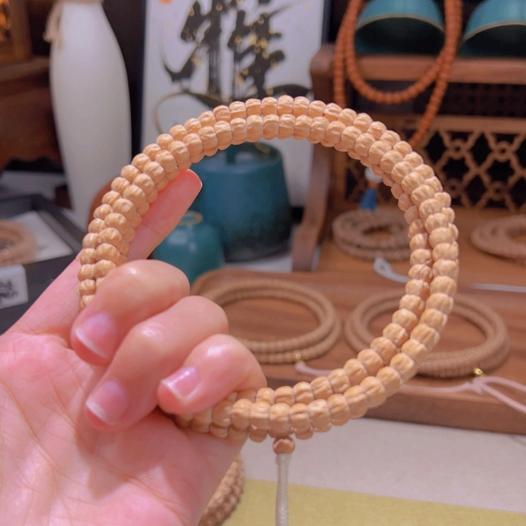小***弯吊坠柏香籽/百香籽