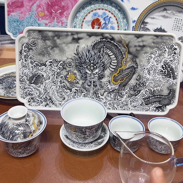 摆件陶景德镇陶瓷学院等单位联合举办