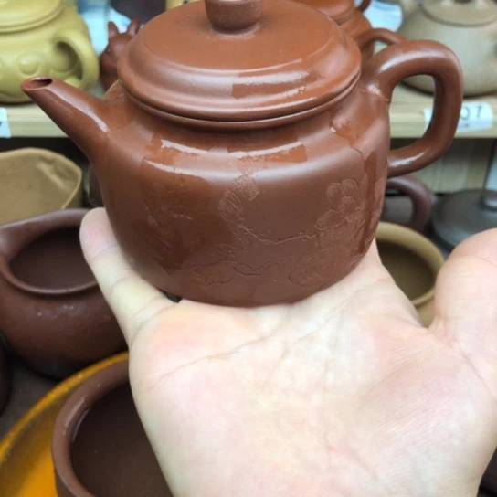 茶壶紫砂小红泥得中230豪升左右有瑕疵