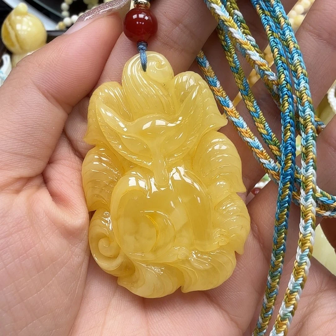 裸石琥珀未镶嵌你好