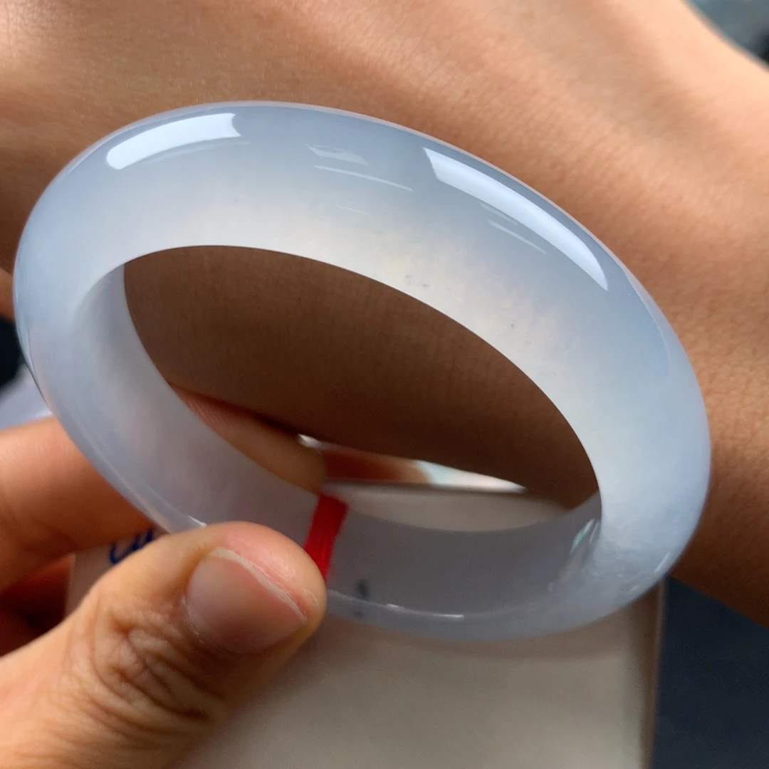 翡翠未镶嵌手镯冰透炸光