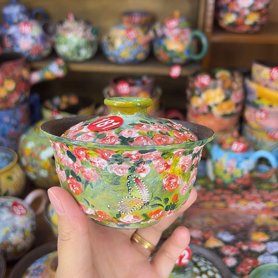 燕***蝶泥塑紫砂手绘盖碗油画