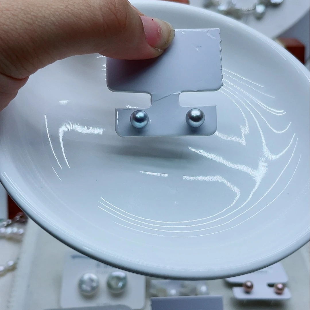 银S925镶嵌淡水珍珠耳饰P****n