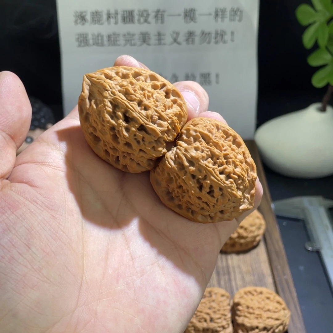 文玩核桃吊坠42红缨枪长尖高三角