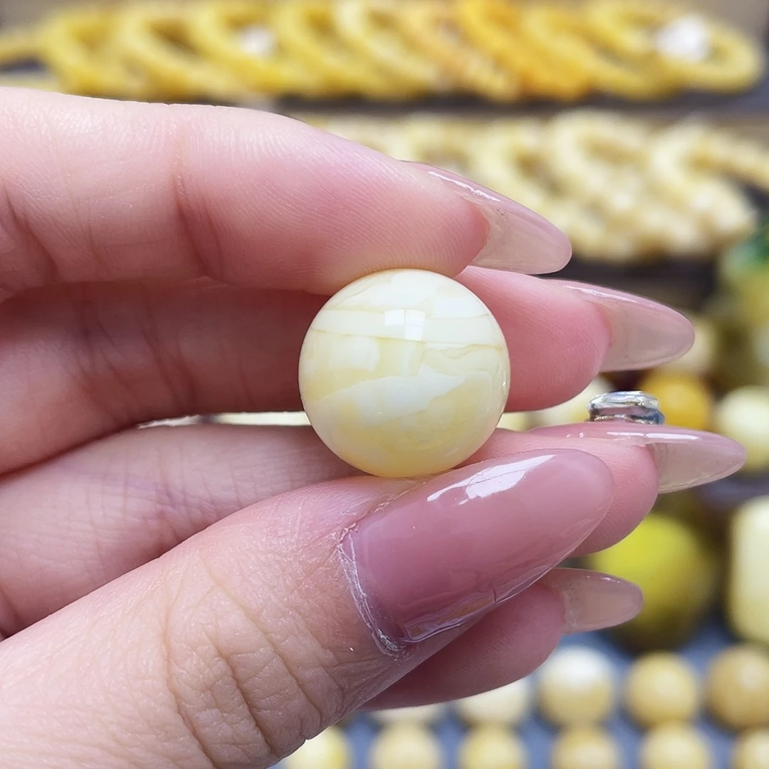 未镶嵌琥珀裸石16.7mm圆珠