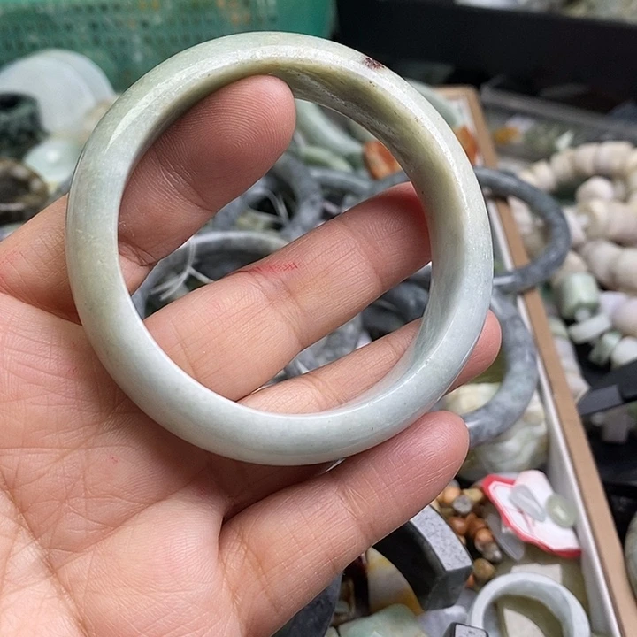 与***舞翡翠未镶嵌颈饰天然翡翠099