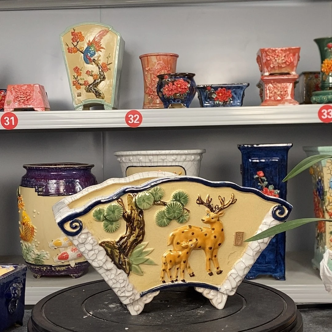 一***）正宗岭南石湾盆白冰