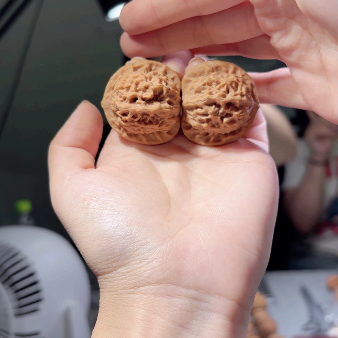 桃核吊坠37瓷娃娃原生态