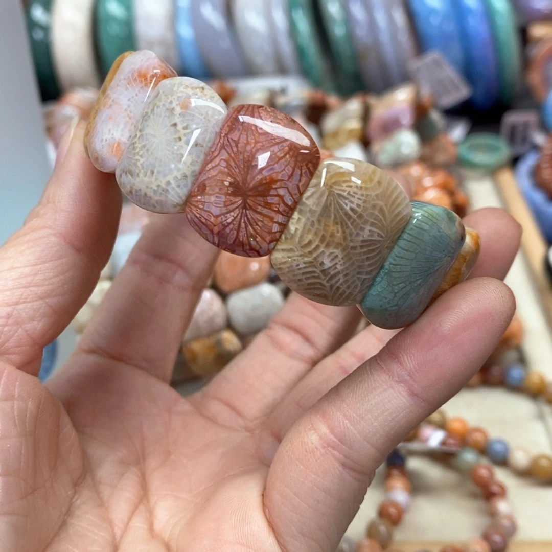 硅化珊瑚（珊瑚玉）手链未镶嵌朱*.788