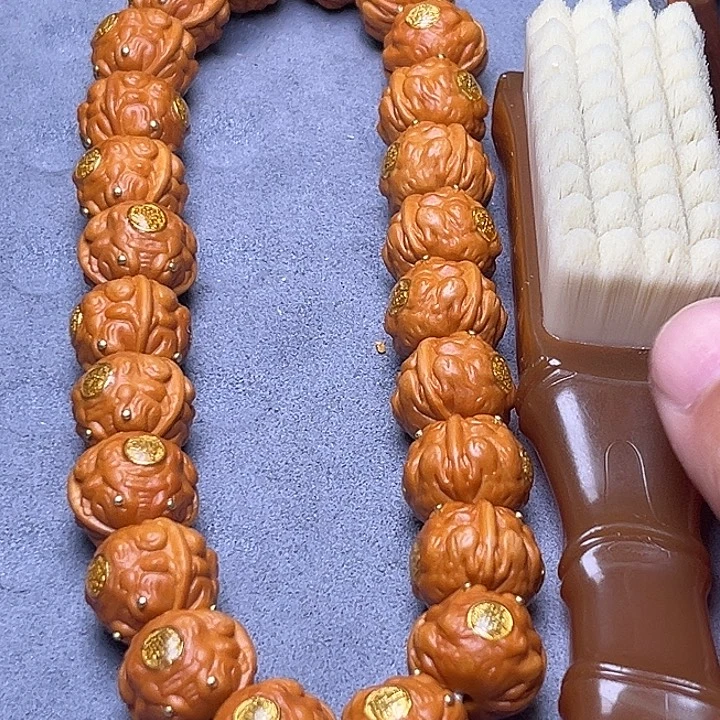 吊坠猴头核桃金蟾