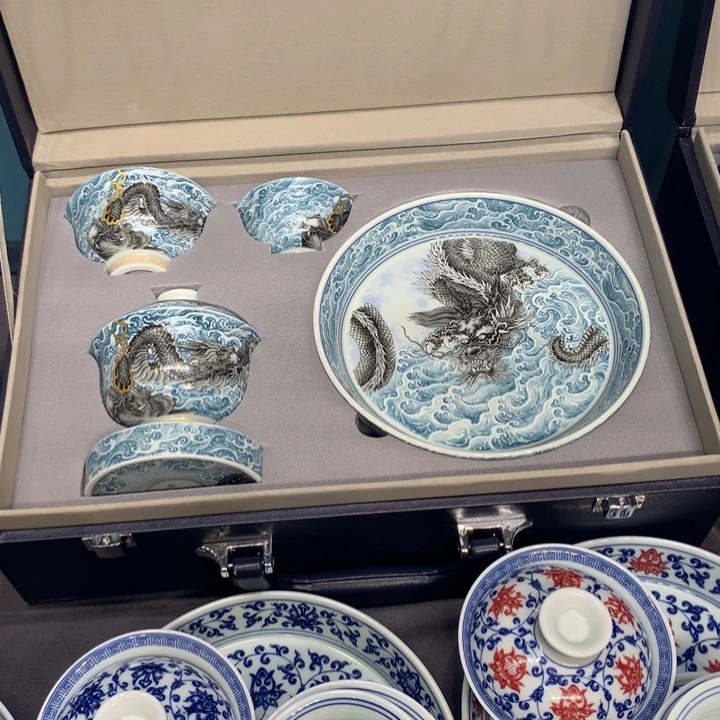 杯泰****师景德镇陶瓷学院