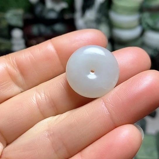 未镶嵌和田玉（糖玉）珠宝半成品