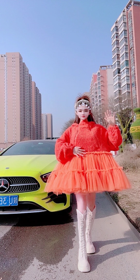 【面条家】设计师款连帽橘色加绒蓬蓬连衣裙