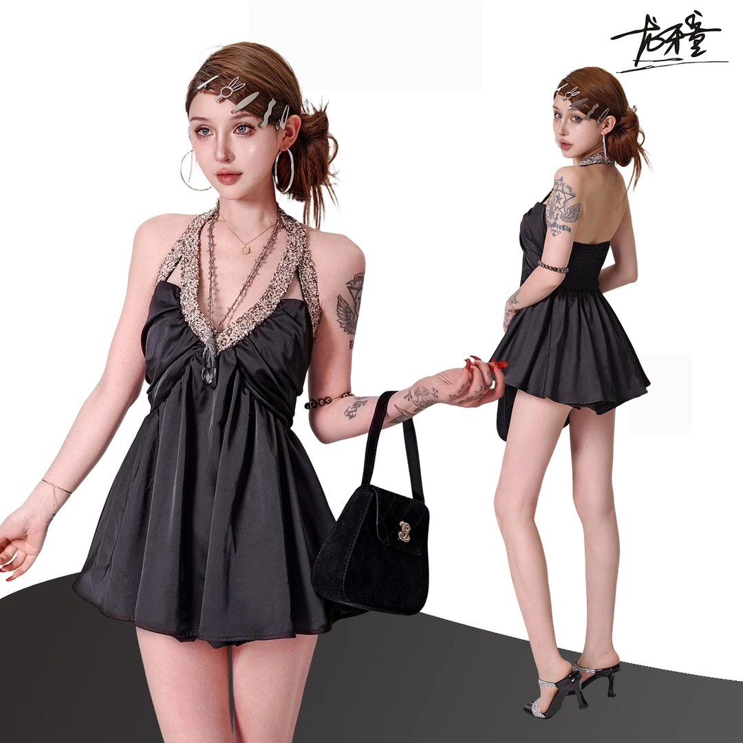 （清）龙怼怼推荐【钻影缪斯】显瘦夏季薄款女连衣裙性感纯欲露背短裙