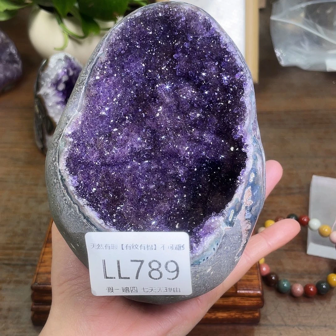 水晶未镶嵌大型摆件（非配饰）