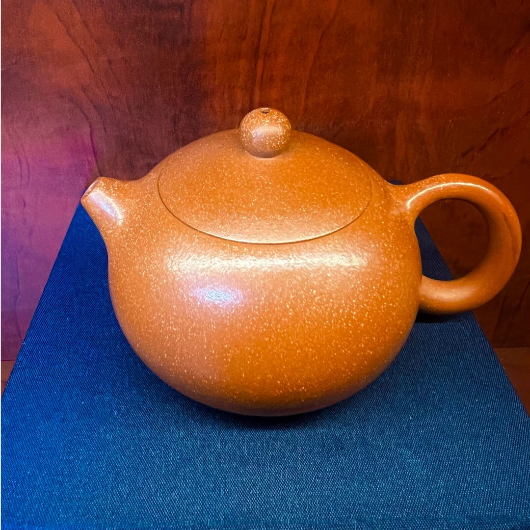 光器卡盖西施 红降坡泥 徐方梅