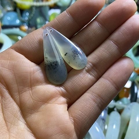 岫玉耳环未镶嵌一对