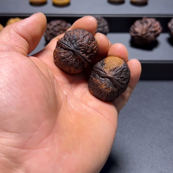 把件文玩核桃B狮头元宝36mm