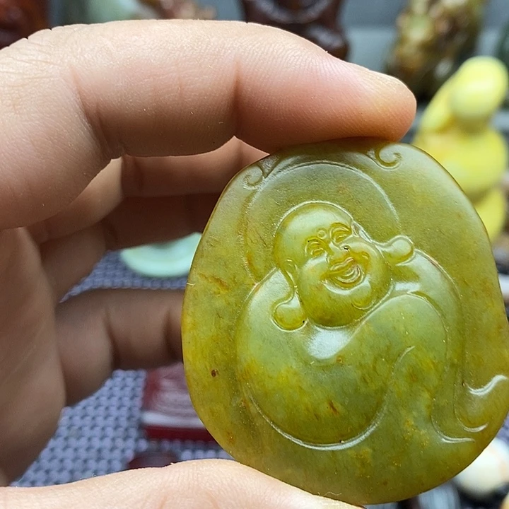 未镶嵌蛇纹石玉颈饰