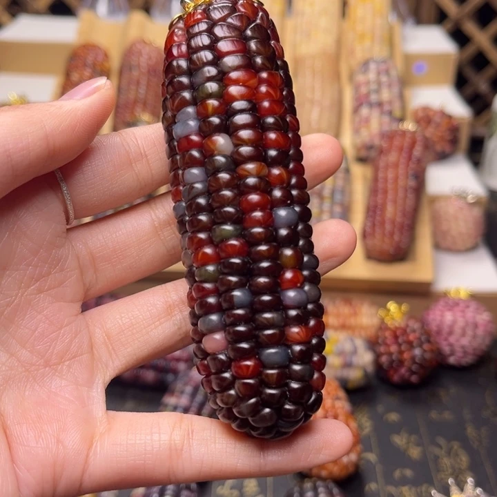 文玩榆木顺直红色