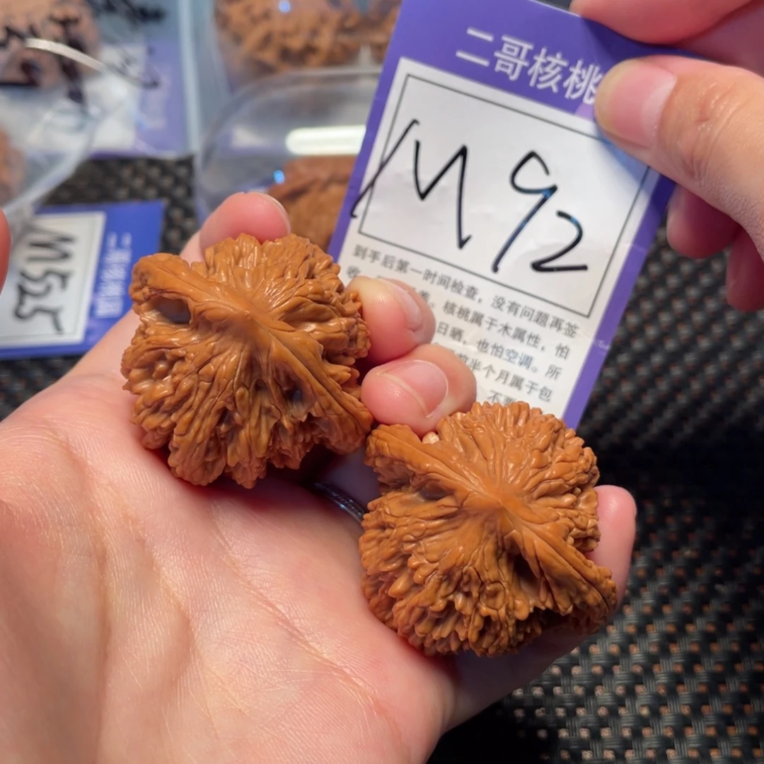 把件桃核M92号麦穗虎头43
