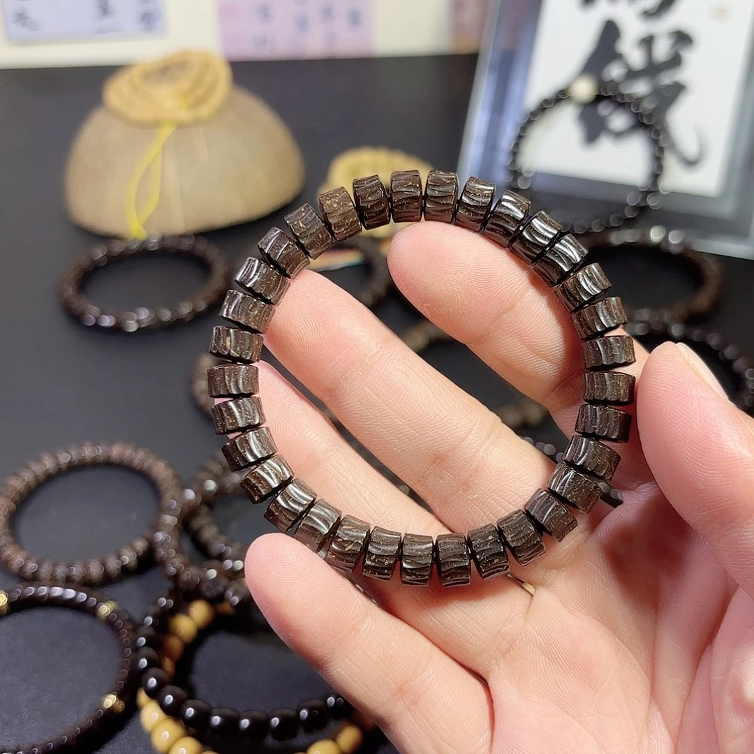 椰蒂吊坠原生态96吞噬