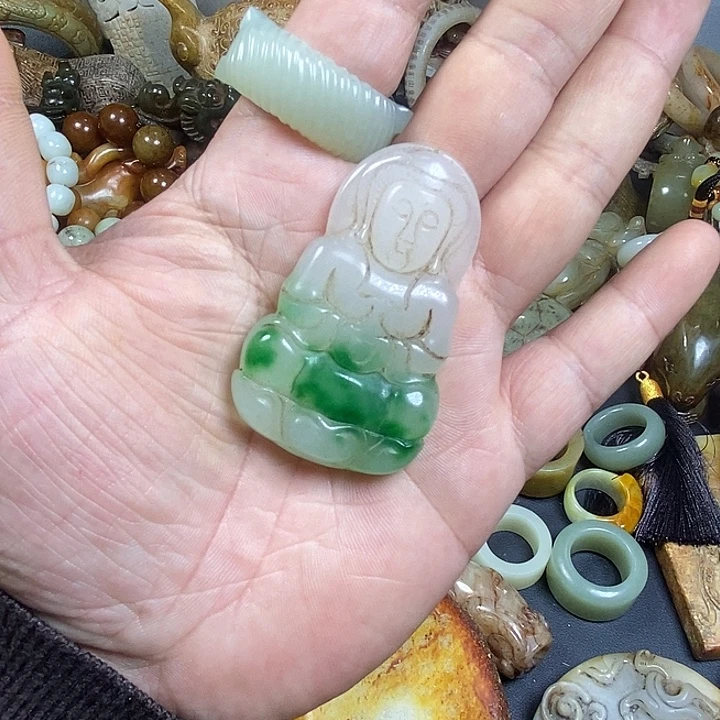 和田玉未镶嵌挂件