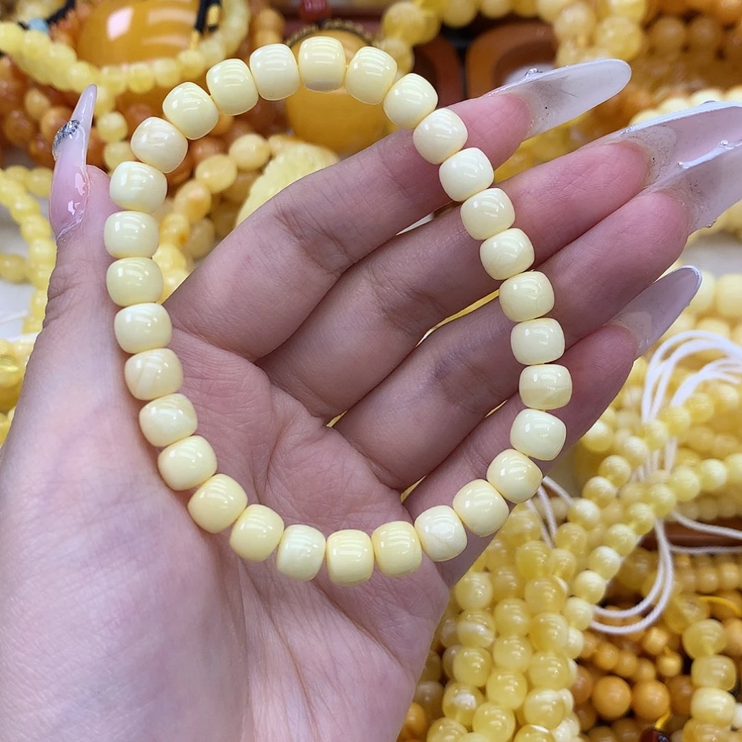 蜜蜡未镶嵌珠宝奇石
