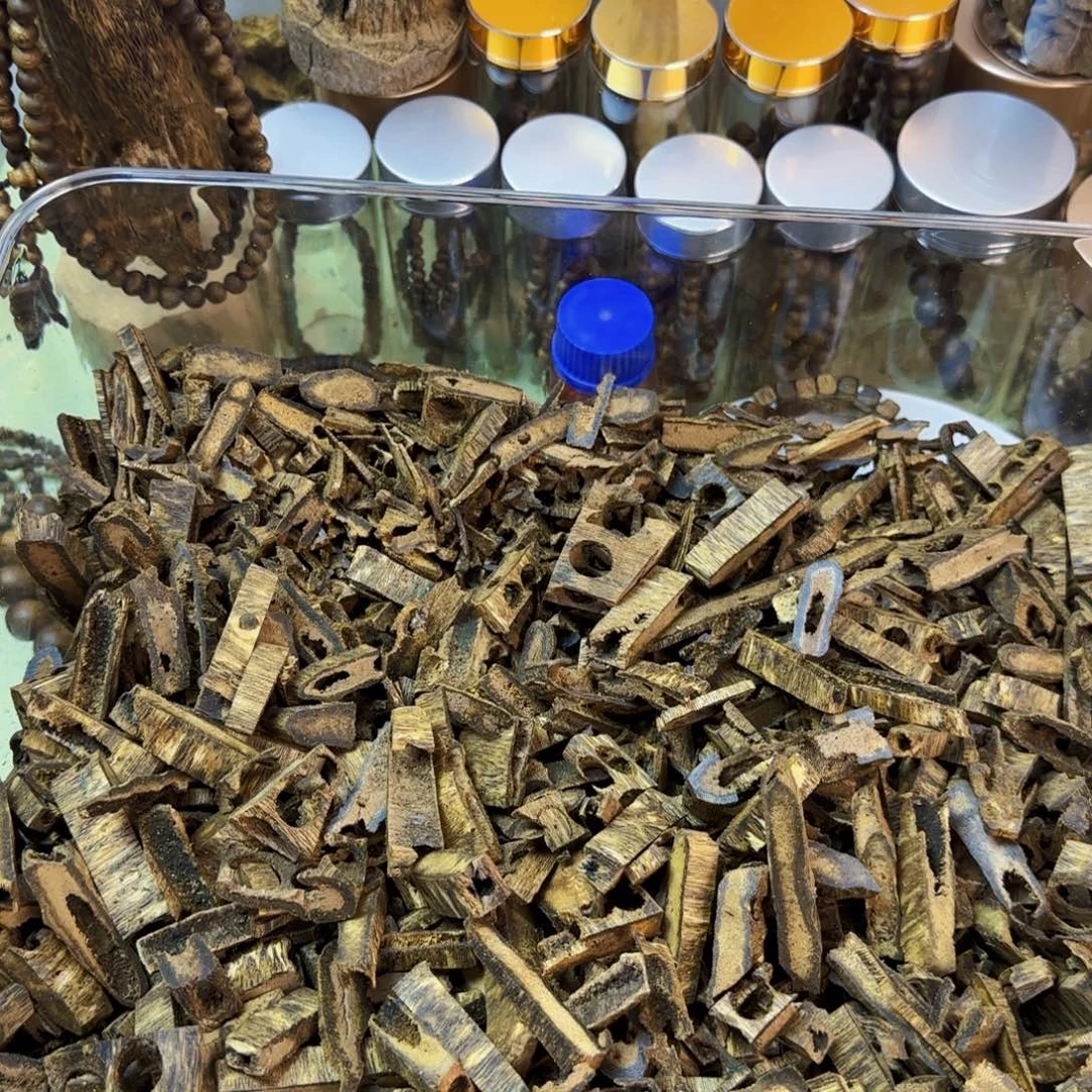 沉香碎屑沉香奇楠沉香碎50克路河