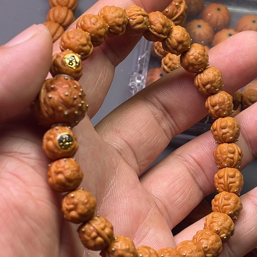 猴头核桃吊坠金蝉
