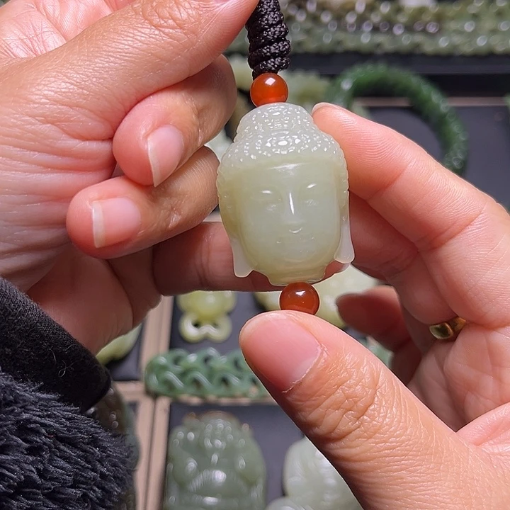 *****和田玉未镶嵌挂件