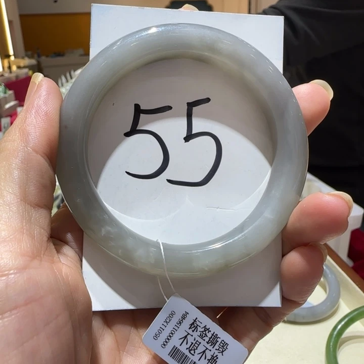 和田玉未镶嵌手镯868