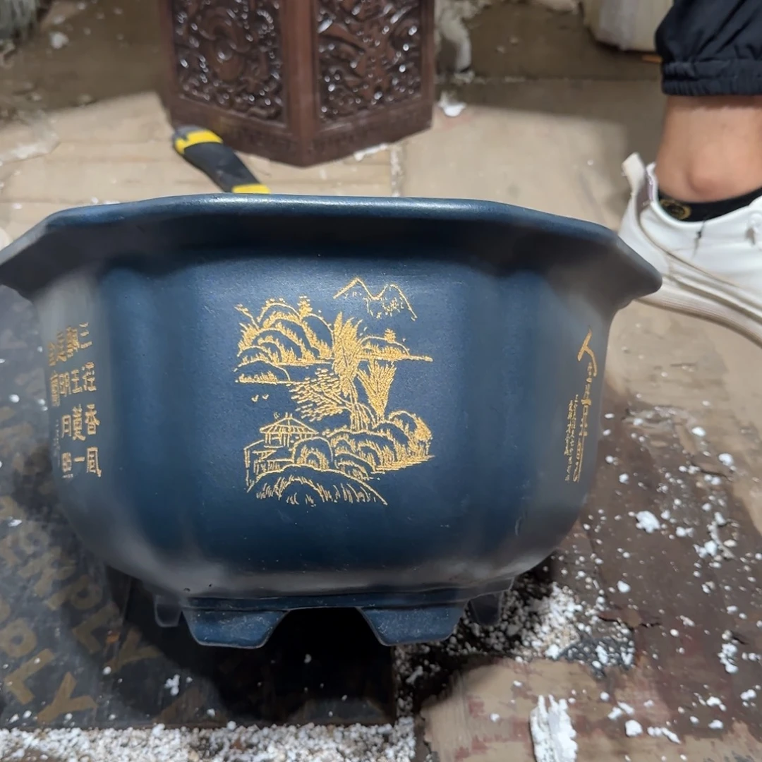 紫砂花盆口径为25厘米