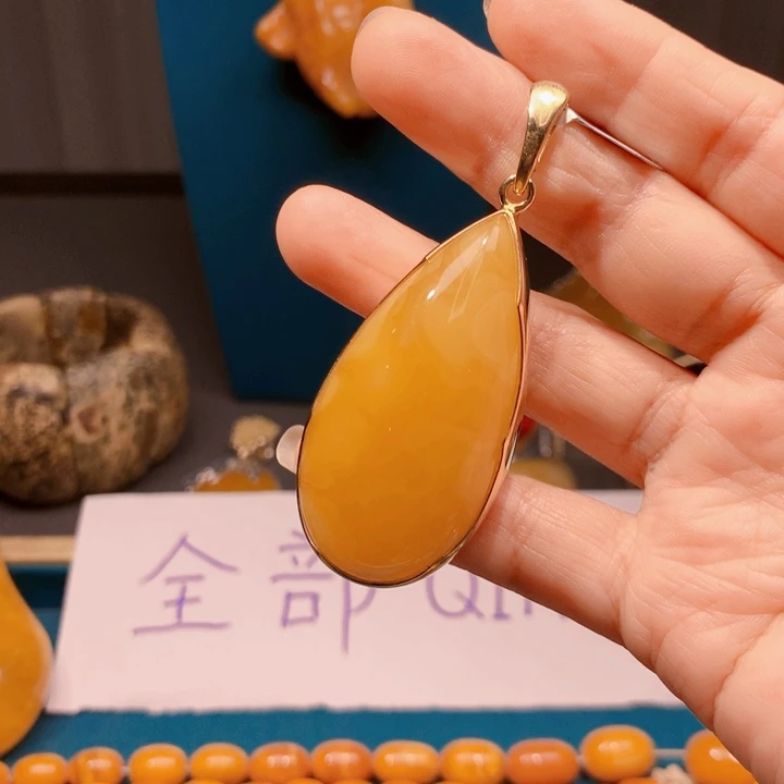 琥珀颈饰未镶嵌波兰设计款琥珀蜜蜡