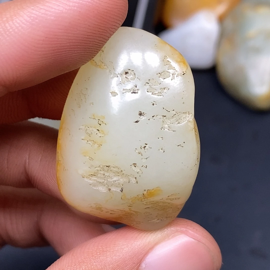 和田玉（糖玉）未镶嵌挂件