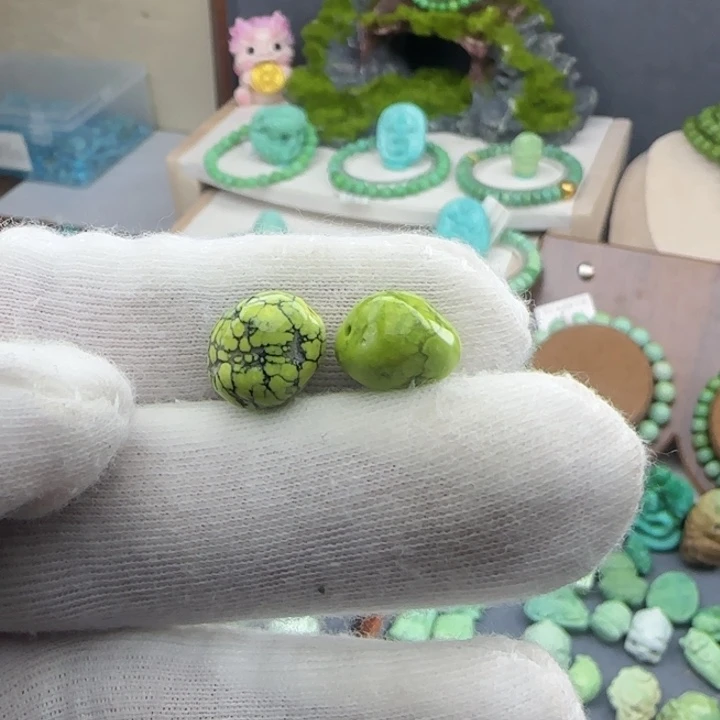 绿松石绿松石菜籽黄未镶嵌田****）