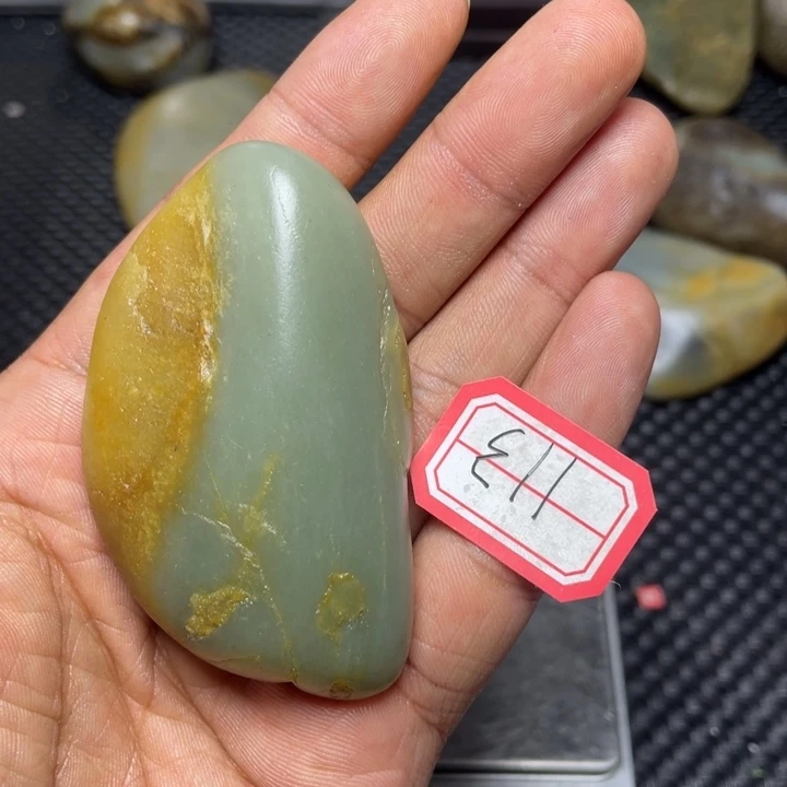 颈饰未镶嵌和田玉深113
