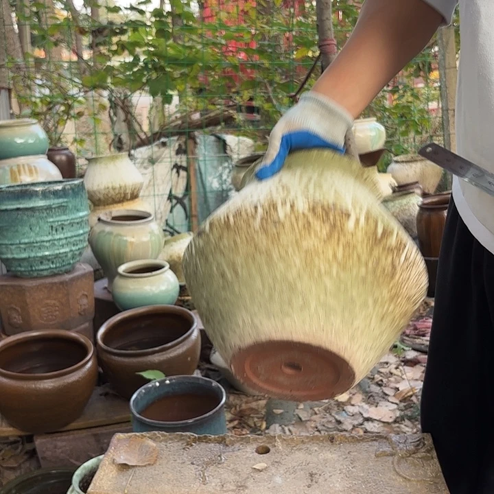 高度27厘米口19厘米瑕疵