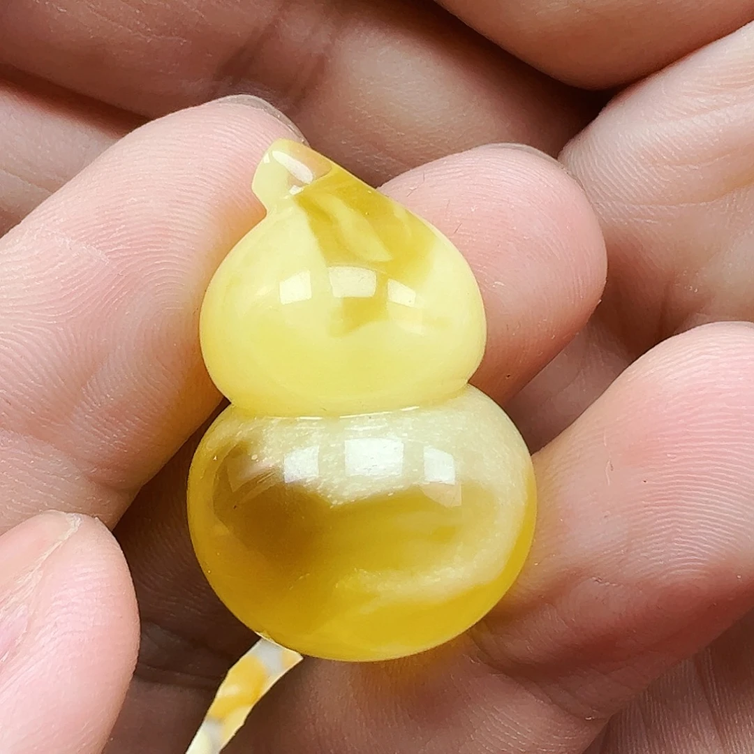 蜜蜡颈饰未镶嵌葫芦吊坠8.3克