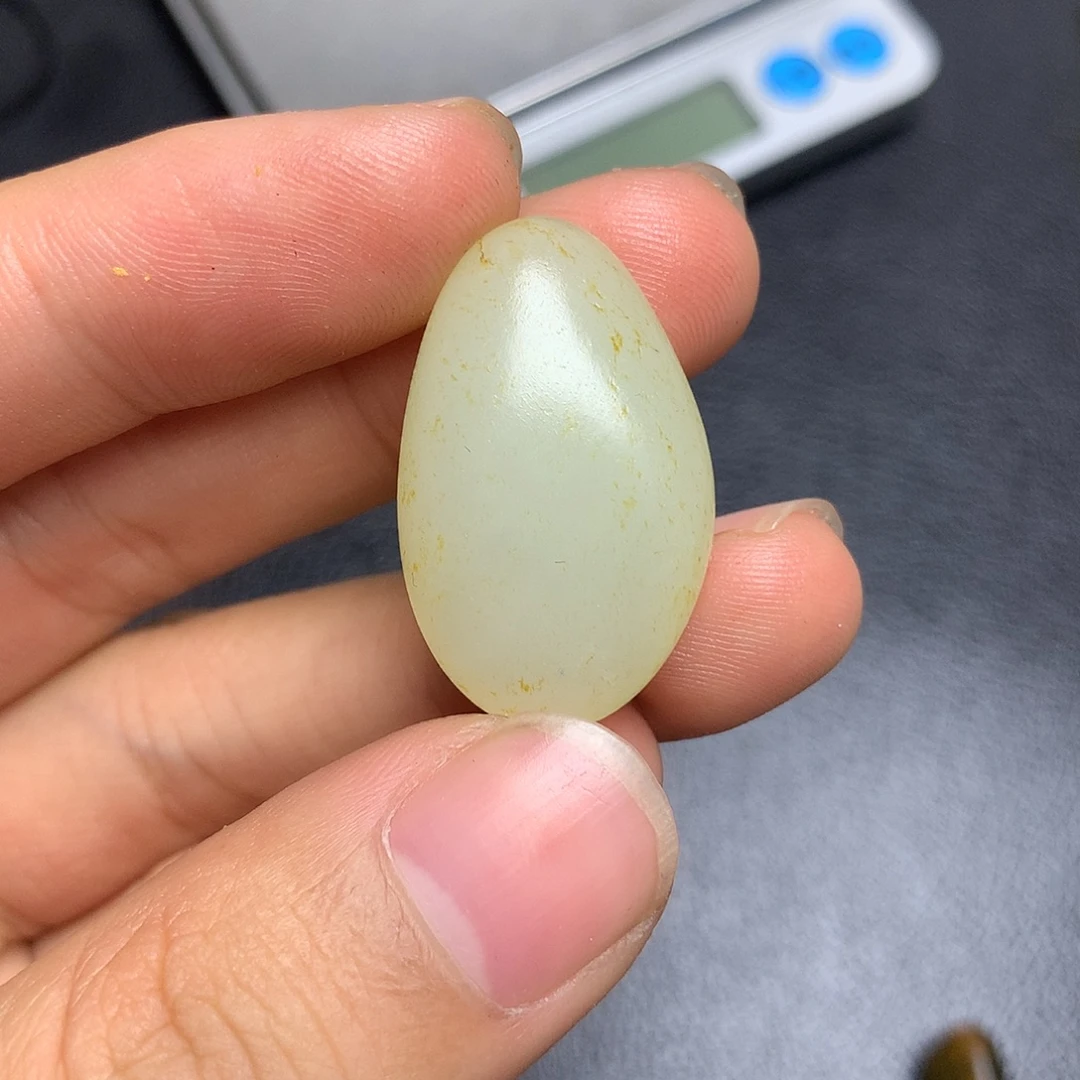 和田玉（糖玉）未镶嵌挂件