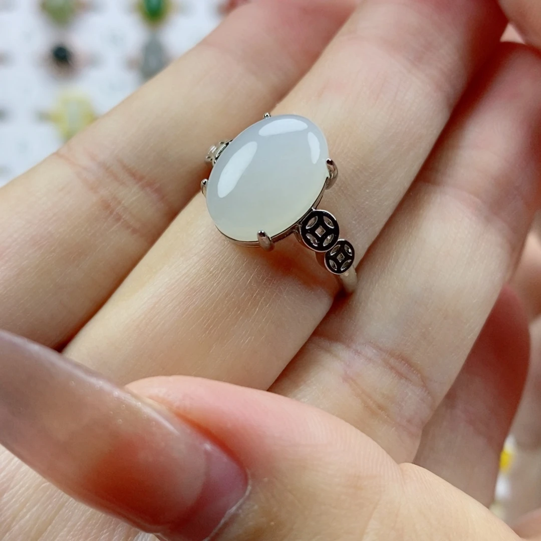 未镶嵌戒指和田玉（白玉）