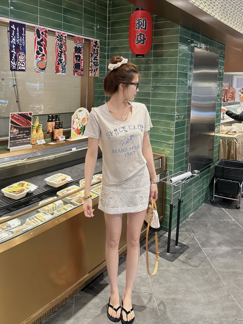 8 Yue【松弛满分】夏季ins设计感小众字母时尚显瘦百搭T恤YY5ITC02