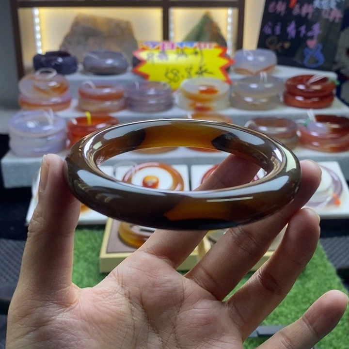 手镯玛瑙/玉髓未镶嵌