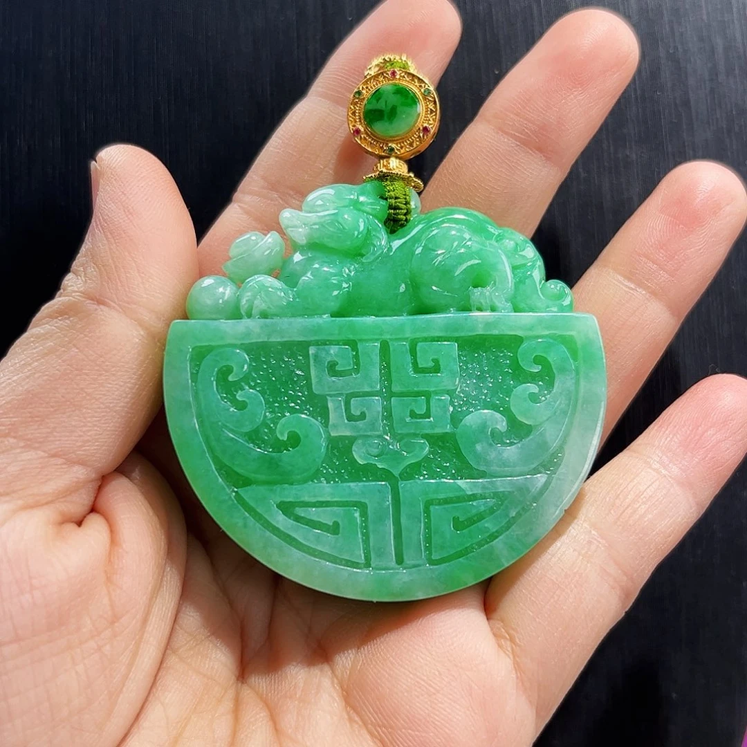 【闪购商品】翡翠吊坠(赠链)未镶嵌 貔貅