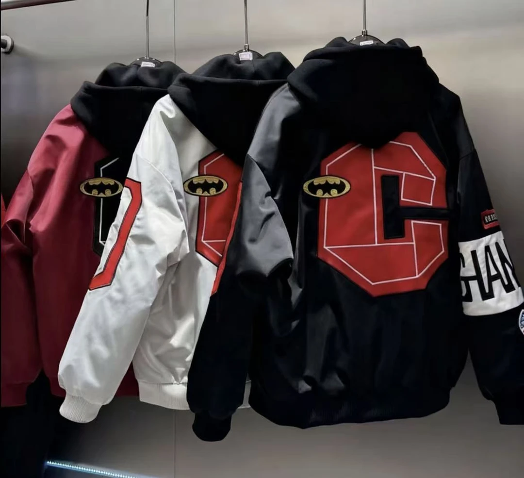 9530/B0 潮牌冬季羽绒服 国潮连帽刺绣百搭设计连帽羽绒服（菡）