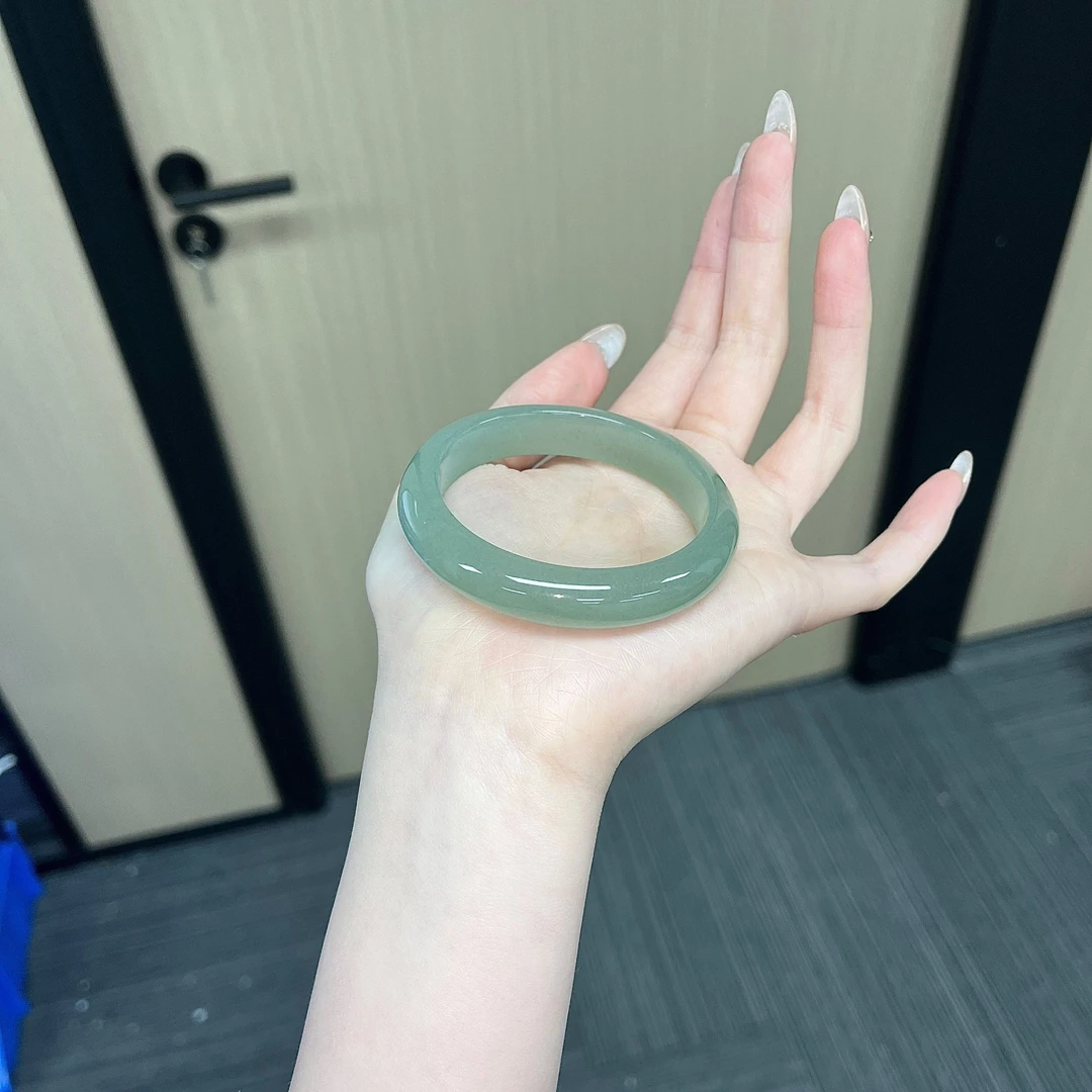 天然玉石满绿手镯-东陵玉【一物一证一礼盒】