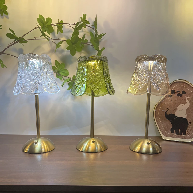 2025新款台灯卧室床头灯轻奢高级感美式复古氛围灯可充电款小台灯