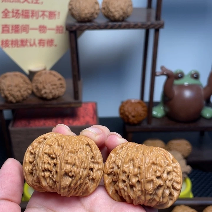 把件文玩核桃磨盘43闪32